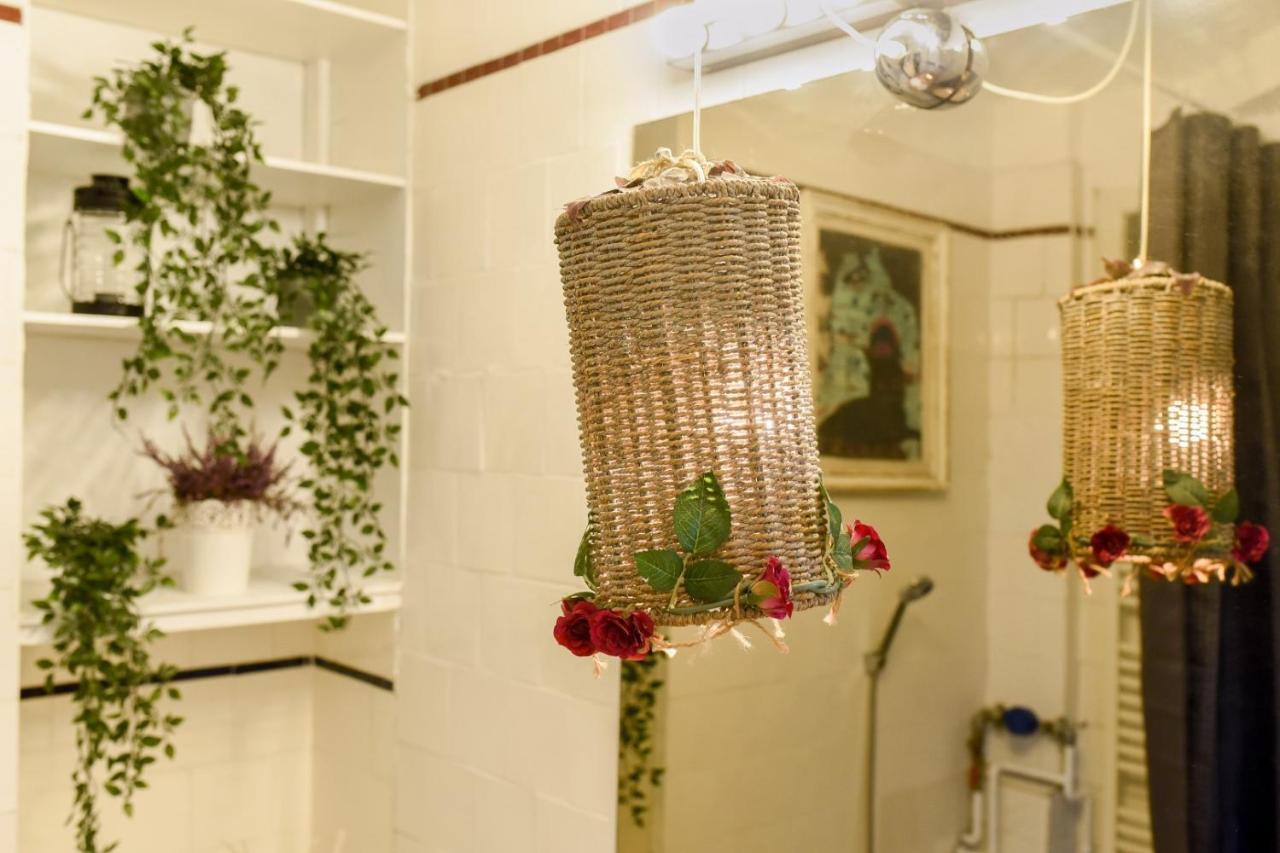 In Style: 1br With Vintage Touches And Balcony * Bucureşti