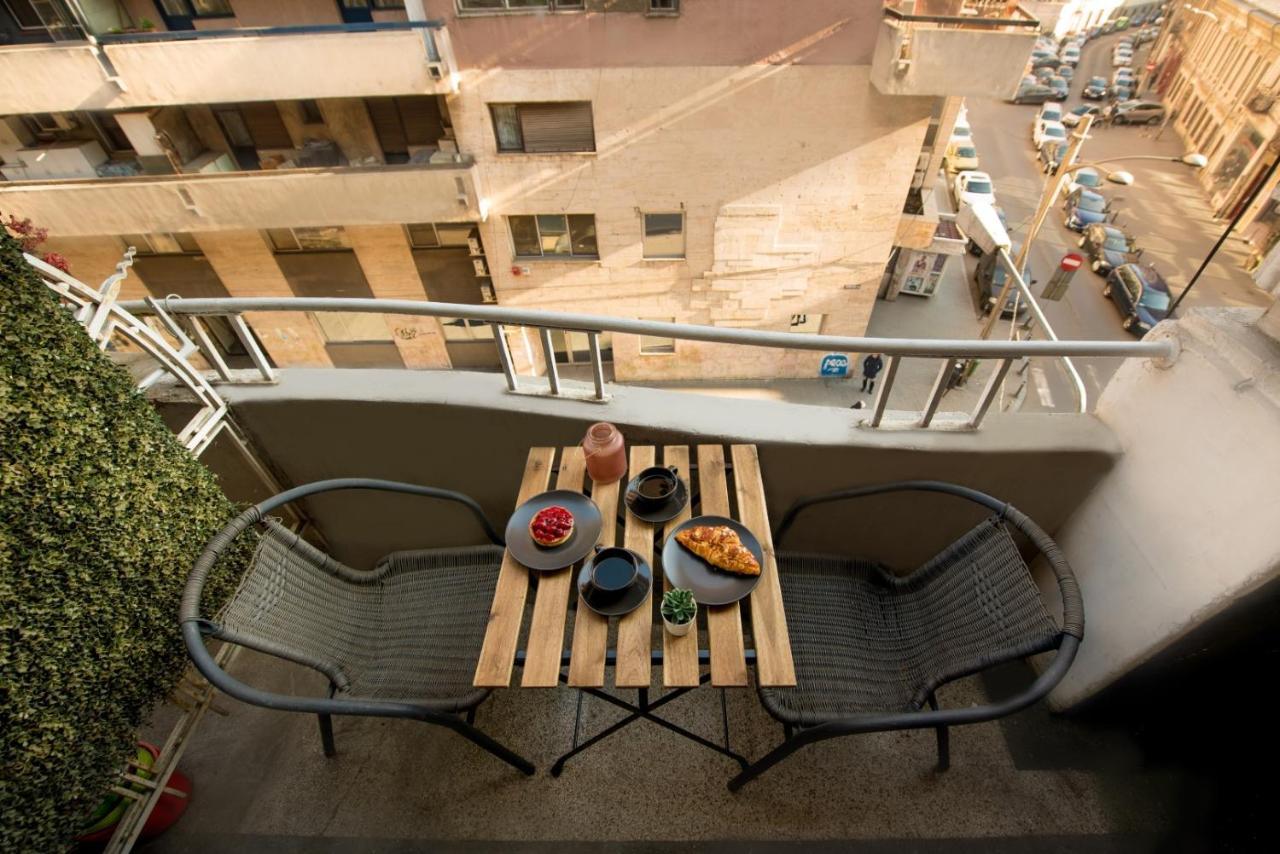Apartament In Style: 1br With Vintage Touches And Balcony Bucureşti